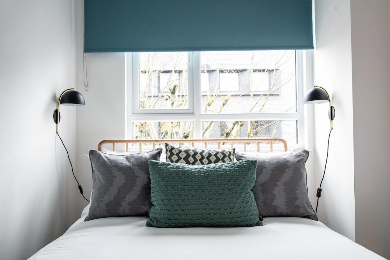 City Centre - Free Parking - Stylish 2 Bedroom Apartment Bristol Buitenkant foto