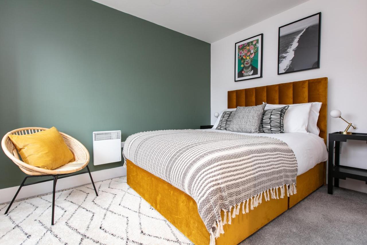 City Centre - Free Parking - Stylish 2 Bedroom Apartment Bristol Buitenkant foto
