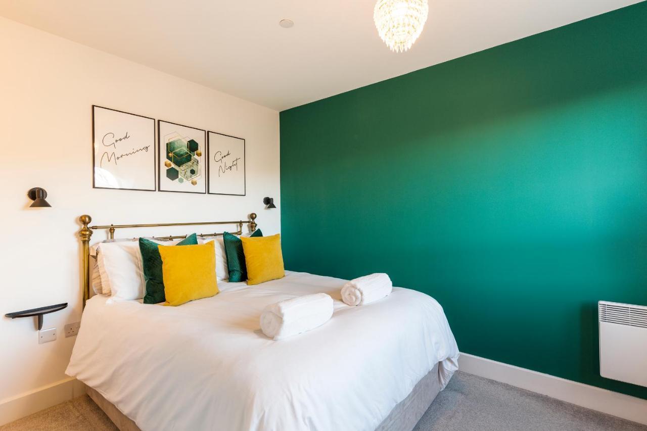City Centre - Free Parking - Stylish 2 Bedroom Apartment Bristol Buitenkant foto